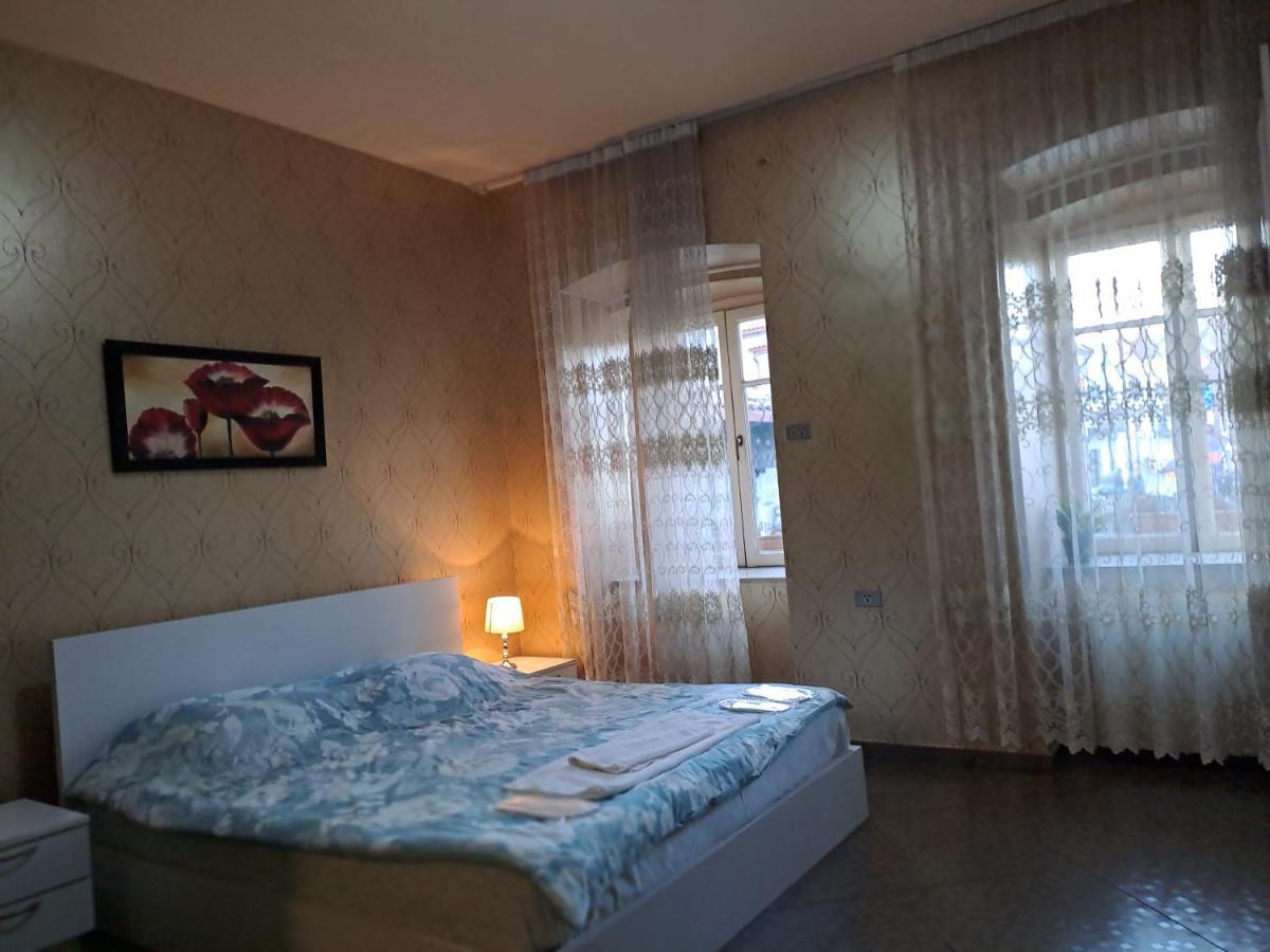 Hotel 6 Old Tbilissi Extérieur photo